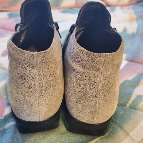 NAOT Womens Ankle Boots Suede and Leather - SZ 42 (EU) / 11 US - Picture 12 of 16